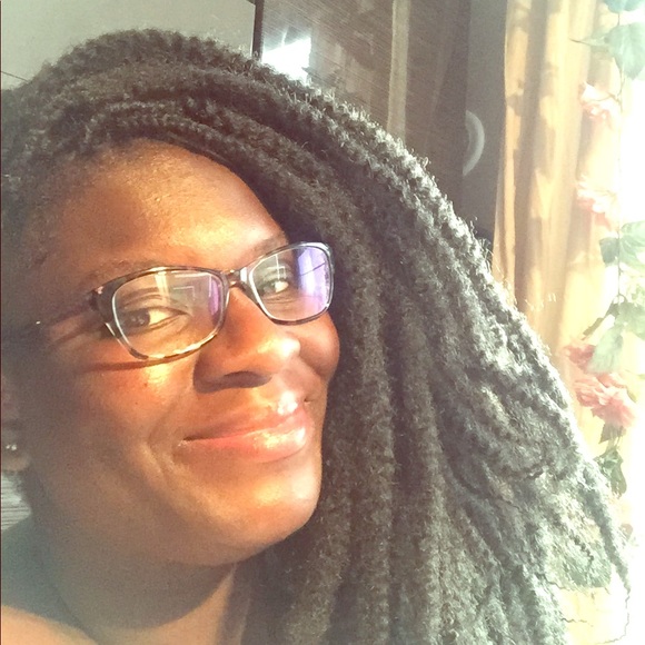 Meet your Posher, Nyamekye - Picture 3 of 3